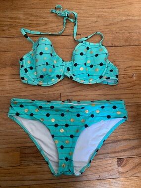 Victoria’s Secret Push up Underwire Bikini Set size 36D/ Medium